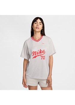 Damska koszulka do futbolu amerykańskiego Nike Sportswear - Szary ze sklepu Nike poland w kategorii Bluzki damskie - zdjęcie 174852712