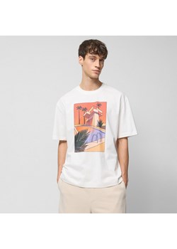 Męski t-shirt oversize z nadrukiem Outhorn OTHWSS24TTSHM1504 - złamana biel ze sklepu Sportstylestory.com w kategorii T-shirty męskie - zdjęcie 174867831