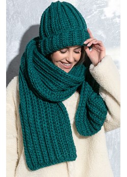 Długi szal o grubym splocie chunky knit w kolorze zielonym F1556, Kolor zielony, Rozmiar one size, Fobya ze sklepu Primodo w kategorii Szaliki i chusty damskie - zdjęcie 174891531