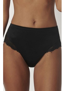 Triumph Ladyform Soft Maxi figi wysokie 10210671, Kolor czarny, Rozmiar 38, Triumph ze sklepu Primodo w kategorii Majtki damskie - zdjęcie 174912724