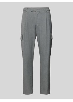 Spodnie do garnituru o kroju slim fit z kieszeniami cargo ze sklepu Peek&Cloppenburg  w kategorii Spodnie męskie - zdjęcie 174951470