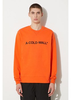 A-COLD-WALL* bluza bawełniana Essential Logo Crewneck męska kolor pomarańczowy z nadrukiem ACWMW082.-LIGHTORANG ze sklepu PRM w kategorii Bluzy męskie - zdjęcie 174971330