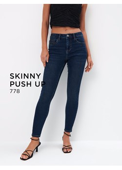 Mohito - Jeansy skinny push up - granatowy ze sklepu Mohito w kategorii Jeansy damskie - zdjęcie 174984030