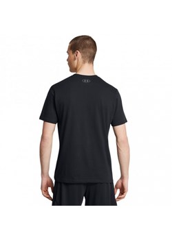 Męski t-shirt z nadrukiem Under Armour UA M Boxed Sports Updated Ss - czarny ze sklepu Sportstylestory.com w kategorii T-shirty męskie - zdjęcie 175123120