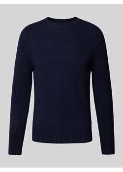 Sweter z dzianiny z okrągłym dekoltem model ‘ZAC’ ze sklepu Peek&Cloppenburg  w kategorii Swetry męskie - zdjęcie 175146262