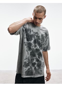 Koszulka DEXT TIE DYE CMBT Grafit S ze sklepu Diverse w kategorii T-shirty męskie - zdjęcie 175147781