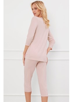 Piżama damska z rękawem i spodniami 3/4 pudrowy róż Puntini, Kolor róż pudrowy-wzór, Rozmiar S, Italian Fashion - id: 189958 - marki Italian Fashion - 175148120 Piżama damska z rękawem i spodniami 3/4 pudrowy róż Puntini, Kolor róż pudrowy-wzór, Rozmiar S, Italian Fashion ze sklepu Intymna w kategorii Piżamy damskie - zdjęcie 175148120
