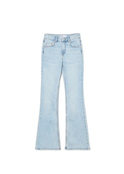 Cropp - Jasne jeansy skinny flare - niebieski ze sklepu Cropp w kategorii Jeansy damskie - zdjęcie 175149930