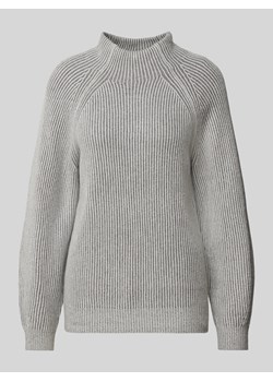 Sweter z dzianiny o luźnym kroju z prążkowanym wzorem ze sklepu Peek&Cloppenburg  w kategorii Swetry damskie - zdjęcie 175154402