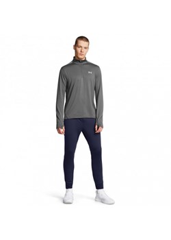 Męskie spodnie treningowe Under Armour UA Vanish Cw Fitted Pant - granatowe ze sklepu Sportstylestory.com w kategorii Spodnie męskie - zdjęcie 175187090