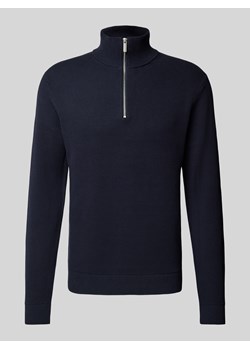 Sweter z dzianiny z prążkowanymi wykończeniami model ‘DANE’ ze sklepu Peek&Cloppenburg  w kategorii Swetry męskie - zdjęcie 175226461