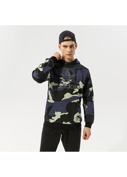 ADIDAS BLUZA Z KAPTUREM CAMO HOODIE ze sklepu Sizeer w kategorii Bluzy męskie - zdjęcie 175233624