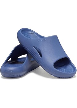 Crocs Klapki &quot;Mellow&quot; w kolorze niebieskim ze sklepu Limango Polska w kategorii Klapki męskie - zdjęcie 175250942