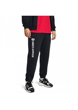 Męskie spodnie dresowe Under Armour UA Icon Flc 24/7 Jgr - czarne ze sklepu Sportstylestory.com w kategorii Spodnie męskie - zdjęcie 175254121