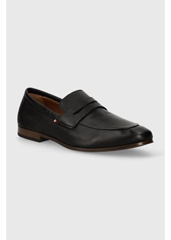 Tommy Hilfiger mokasyny skórzane CASUAL LIGHT FLEXIBLE LTH LOAFER męskie kolor czarny FM0FM04989 ze sklepu ANSWEAR.com w kategorii Mokasyny męskie - zdjęcie 175283972