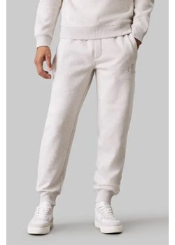 CALVIN KLEIN JEANS Spodnie dresowe | Regular Fit ze sklepu Gomez Fashion Store w kategorii Spodnie męskie - zdjęcie 175288322