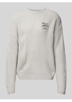 Sweter z dzianiny z wyhaftowanym logo ze sklepu Peek&Cloppenburg  w kategorii Swetry męskie - zdjęcie 175301893