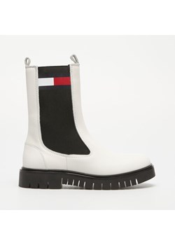 TOMMY HILFIGER TJW LONG CHELSEA BOOT ze sklepu Symbiosis w kategorii Botki - zdjęcie 175303961