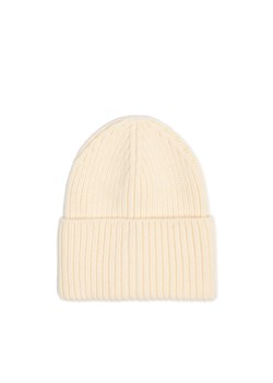 Cropp - Kremowa czapka beanie - kremowy ze sklepu Cropp w kategorii Czapki zimowe damskie - zdjęcie 175310743