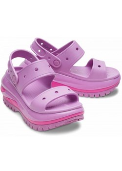 Klapki Crocs Mega Crush Sandal 207989-6WQ fioletowe ze sklepu ButyModne.pl w kategorii Klapki damskie - zdjęcie 175324500