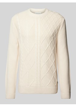 Sweter z dzianiny o kroju regular fit ze ściegiem warkoczowym i prążkowanymi wykończeniami ze sklepu Peek&Cloppenburg  w kategorii Swetry męskie - zdjęcie 175356860