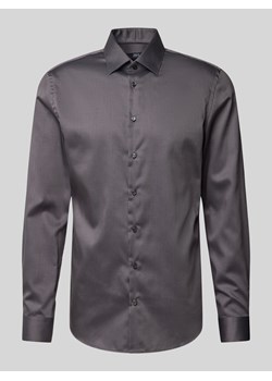 Koszula biznesowa o kroju slim fit z kołnierzykiem typu kent ze sklepu Peek&Cloppenburg  w kategorii Koszule męskie - zdjęcie 175365923