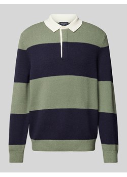 Sweter z dzianiny z kołnierzykiem polo model ‘Rugby’ ze sklepu Peek&Cloppenburg  w kategorii Swetry męskie - zdjęcie 175420413