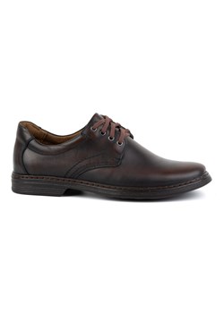 Buty męskie ze skóry naturalnej sznurowane 933KOM ciemno brązowe ze sklepu butyolivier w kategorii Półbuty męskie - zdjęcie 175452643
