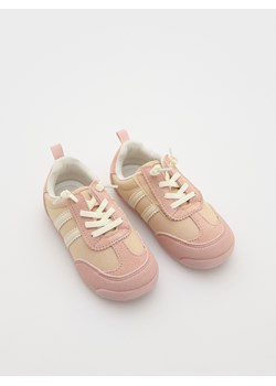 Reserved - Buty sportowe - brudny róż ze sklepu Reserved w kategorii Buty sportowe dziecięce - zdjęcie 175515772