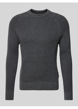 Sweter z dzianiny o kroju regular fit z dwukolorowym efektem z mieszanki bawełny ekologicznej i żywej wełny ze sklepu Peek&Cloppenburg  w kategorii Swetry męskie - zdjęcie 175520612