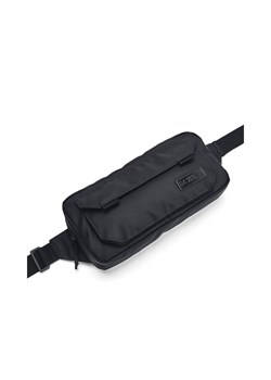 Saszetka nerka uniseks Under Armour UA Triumph Crossbody - czarna ze sklepu Sportstylestory.com w kategorii Nerki - zdjęcie 175527591
