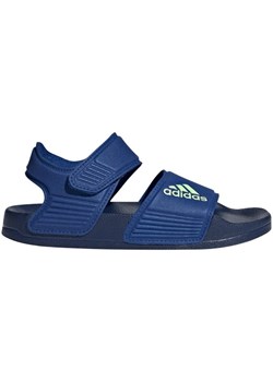 Sandały adidas Adilette ID2626 granatowe niebieskie ze sklepu ButyModne.pl w kategorii Sandały dziecięce - zdjęcie 175565503