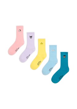 Cropp - Skarpety z postaciami serii Sanrio - wielobarwny ze sklepu Cropp w kategorii Skarpetki damskie - zdjęcie 175587044