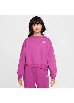 Dziewczęca bluza dresowa o pudełkowym kroju z półokrągłym dekoltem Nike Sportswear Club Fleece - Fiolet ze sklepu Nike poland w kategorii Bluzy damskie - zdjęcie 175589803