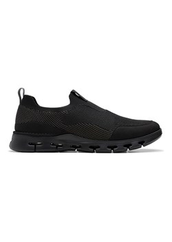 Clarks Slippersy &quot;Nature X&quot; w kolorze czarnym ze sklepu Limango Polska w kategorii Buty sportowe męskie - zdjęcie 175601561