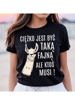 koszulka dla koleżanki ciężko jest być taką fajna ale ktoś musi ze sklepu Time For Fashion w kategorii Bluzki damskie - zdjęcie 175638344