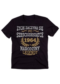 Męska Koszulka NA 60 Urodziny życie zaczyna się po 60 ze sklepu Time For Fashion w kategorii T-shirty męskie - zdjęcie 175641184