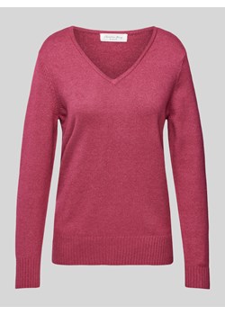 Sweter z dzianiny z zaokrąglonym dekoltem w serek ze sklepu Peek&Cloppenburg  w kategorii Swetry damskie - zdjęcie 175679572