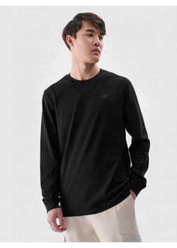 Męski longsleeve basic 4F 4FWMM00TLONM432 - czarny ze sklepu Sportstylestory.com w kategorii T-shirty męskie - zdjęcie 175720551