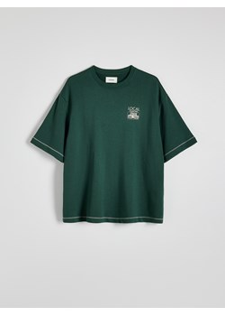 Reserved - T-shirt boxy z nadrukiem na plecach - ciemnozielony ze sklepu Reserved w kategorii T-shirty męskie - zdjęcie 175730800