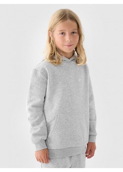 Chłopięca bluza dresowa nierozpinana z kapturem 4F 4FJWMM00TSWSM1860 - szara ze sklepu Sportstylestory.com w kategorii Bluzy chłopięce - zdjęcie 175733480