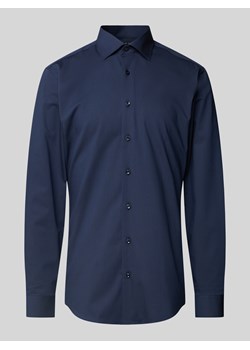 Koszula biznesowa o kroju slim fit z kołnierzykiem typu kent ze sklepu Peek&Cloppenburg  w kategorii Koszule męskie - zdjęcie 175783532