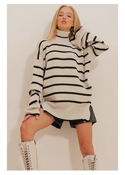 Trend Alacati Sweter w kolorze beżowym ze sklepu Limango Polska w kategorii Swetry damskie - zdjęcie 175949841