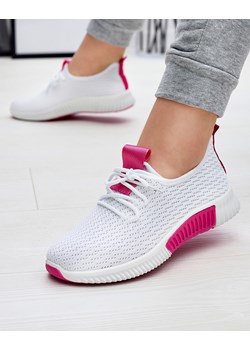 Royalfashion Białe damskie buty sportowe z fuksjowymi wstawkami Kedeti ze sklepu royalfashion.pl w kategorii Buty sportowe damskie - zdjęcie 176003170