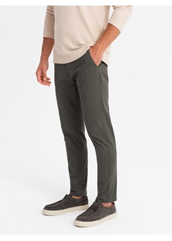 Jednolite męskie spodnie chino REGULAR FIT – khaki V3 OM-PACP-0183 ze sklepu ombre w kategorii Spodnie męskie - zdjęcie 176007610