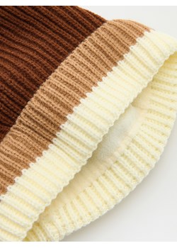 Reserved - Czapka z pomponem - kremowy ze sklepu Reserved w kategorii Czapki dziecięce - zdjęcie 176038404