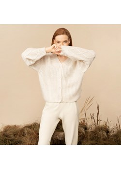 Damski kardigan OUTHORN OTHAW22TSWEF004 ze sklepu Sportstylestory.com w kategorii Swetry damskie - zdjęcie 176072063