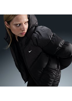 Damska kurtka o luźnym kroju Storm-FIT Nike Sportswear Windpuffer - Czerń ze sklepu Nike poland w kategorii Kurtki damskie - zdjęcie 176077463