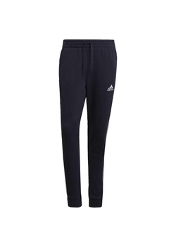 Spodnie męskie adidas Essentials Tapered Cuff 3 Stripes ze sklepu Decathlon w kategorii Spodnie męskie - zdjęcie 176090901