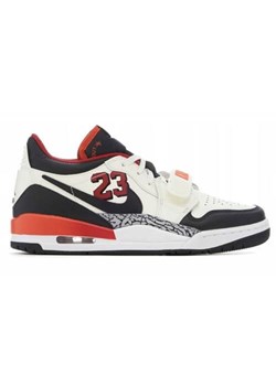 Buty do chodzenia męskie Nike Air Jordan Legacy 312 Low ze sklepu Decathlon w kategorii Buty męskie - zdjęcie 176125590